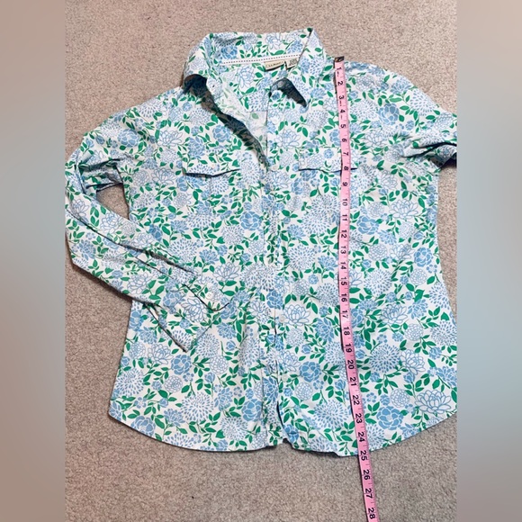 L.L. Bean Blue and Green Floral Long Sleeve Button Down Shirt Women Medium - Picture 5 of 7